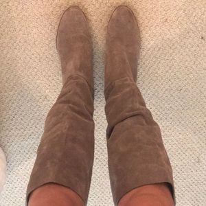 Steve Madden nude suede boots. Size 8.5
